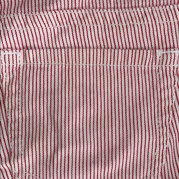 Red and white striped shorts - Picture 3 of 3